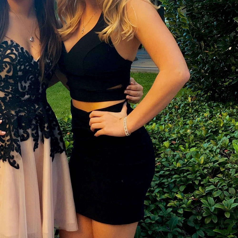 Black 2 piece